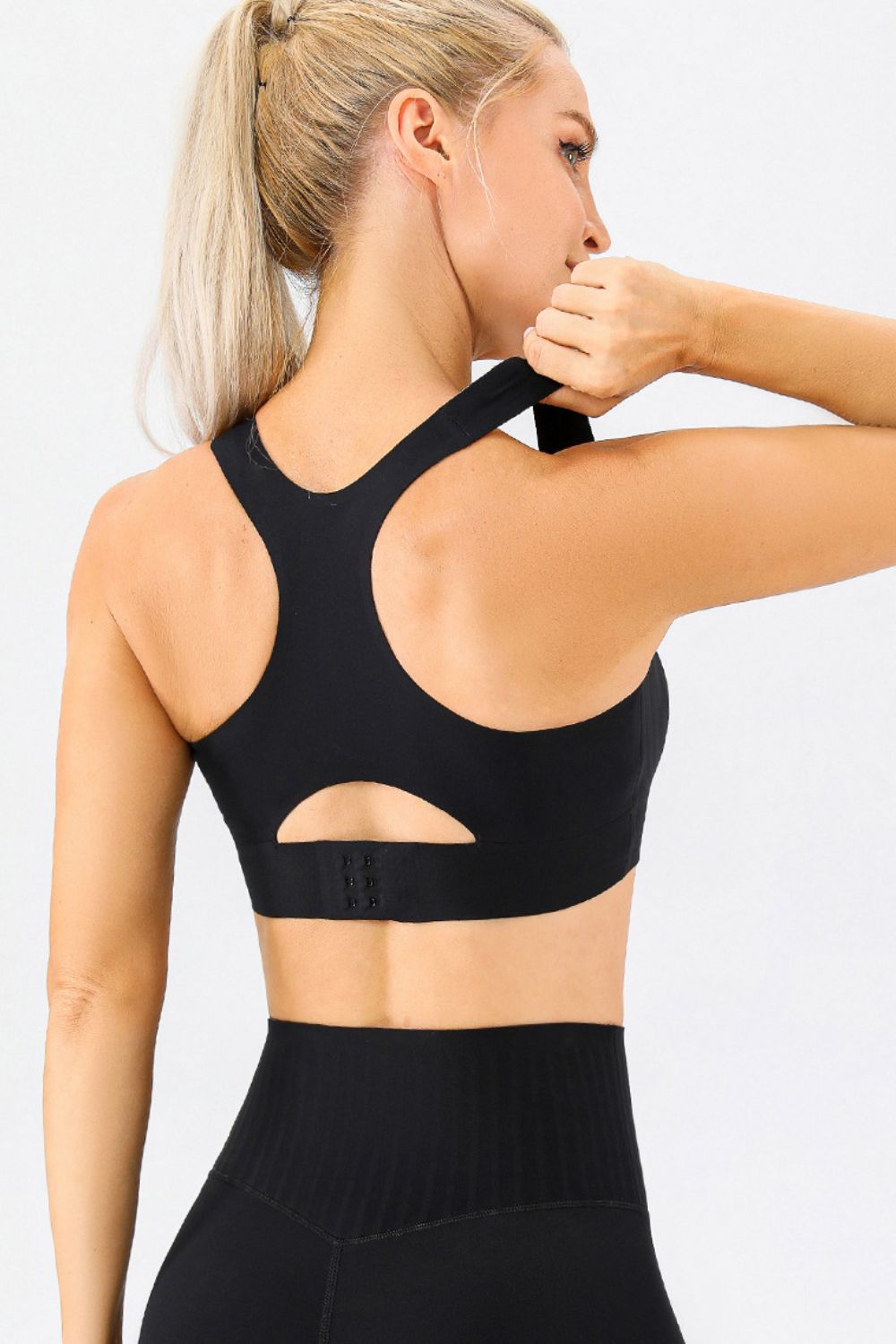 Round Neck Wide Strap Active Bra